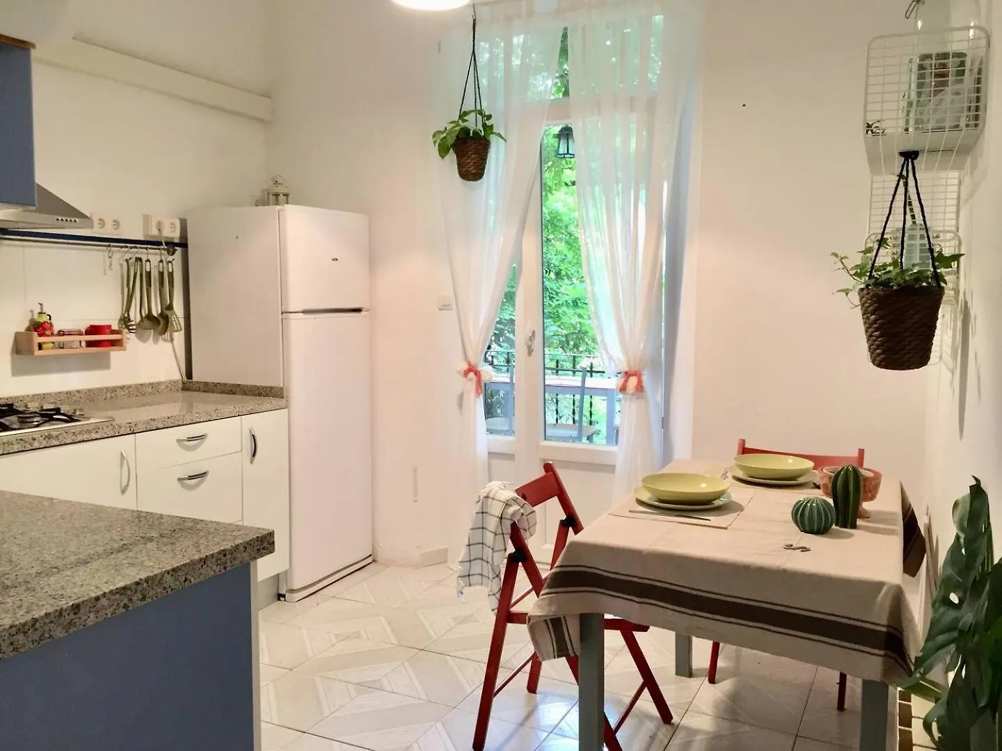 San Matias Urban Retreat With Balcony Apartment Granada